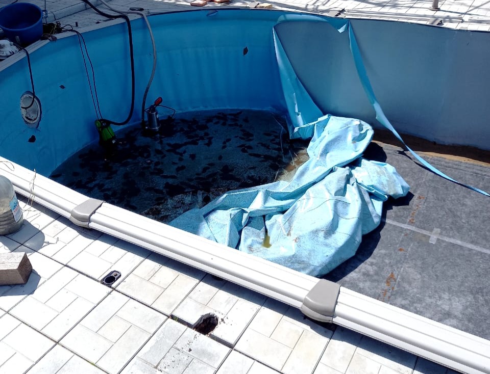 Замена плёнки бассейн канадец 7 метров в земле
